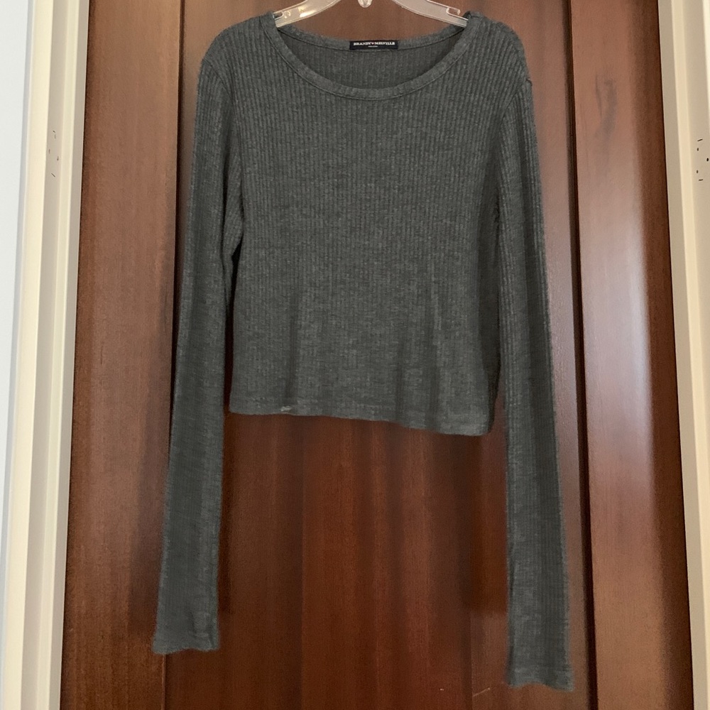 Grey Brandy Melville long sleeve crop top